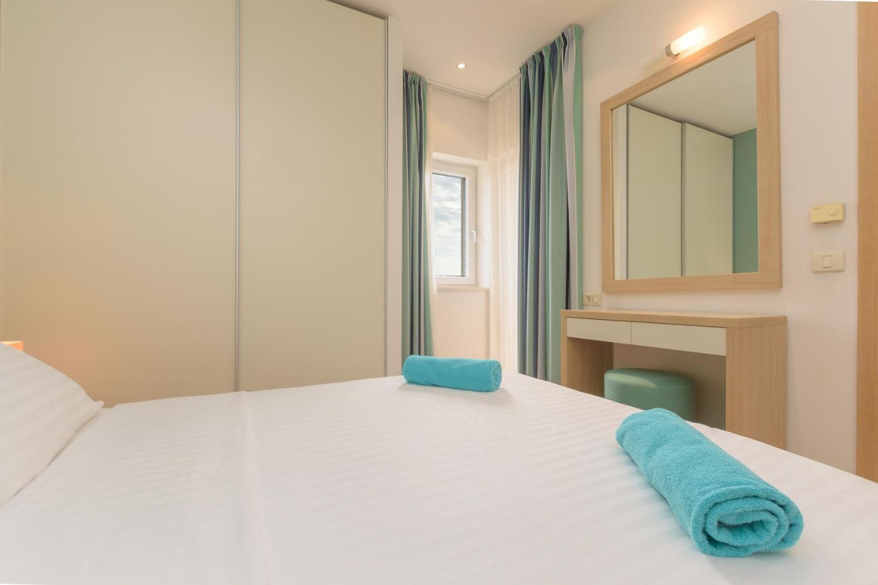 Apartments Grand Novi Vinodolski Resort الغرفة الصورة