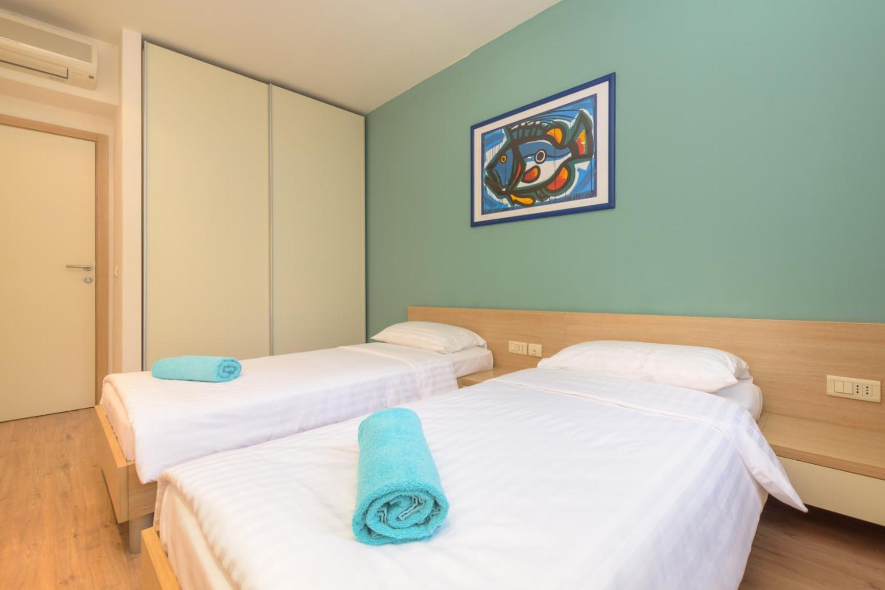 Apartments Grand Novi Vinodolski Resort الغرفة الصورة
