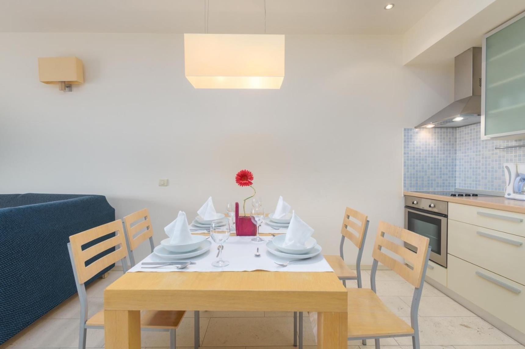 Apartments Grand Novi Vinodolski Resort الغرفة الصورة